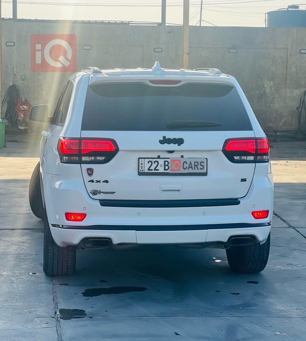 جيب جراند شيروكي